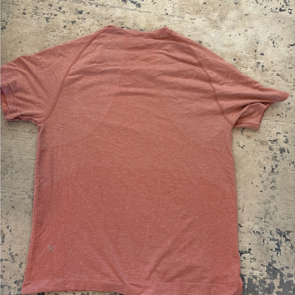 Lululemon Red Athletic Top - Picture 5 of 6